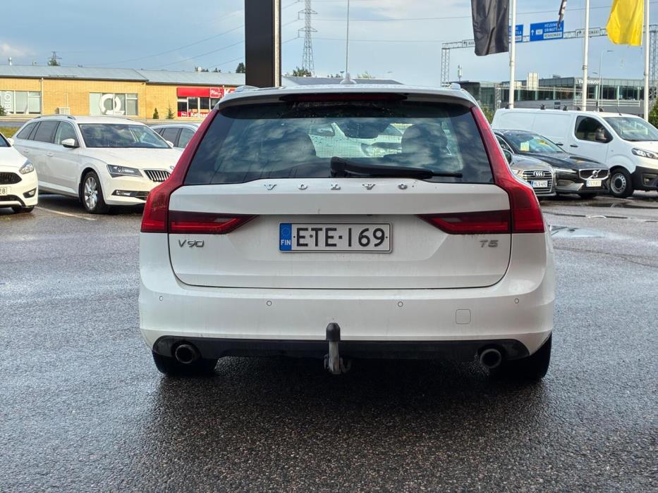 VOLVO V90 2016