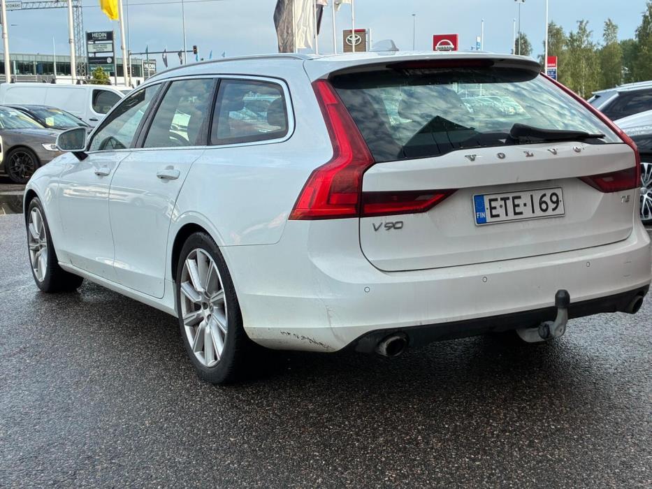 VOLVO V90 2016