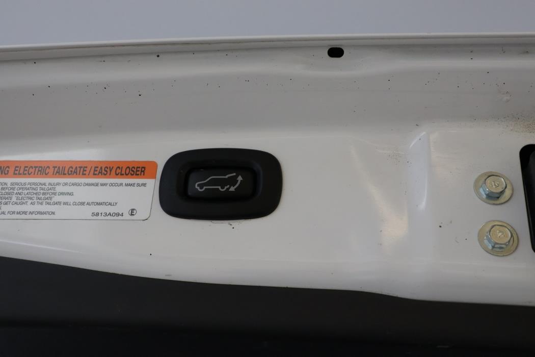 MITSUBISHI OUTLANDER PHEV 2016