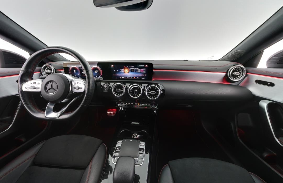 MERCEDES-BENZ CLA 2020