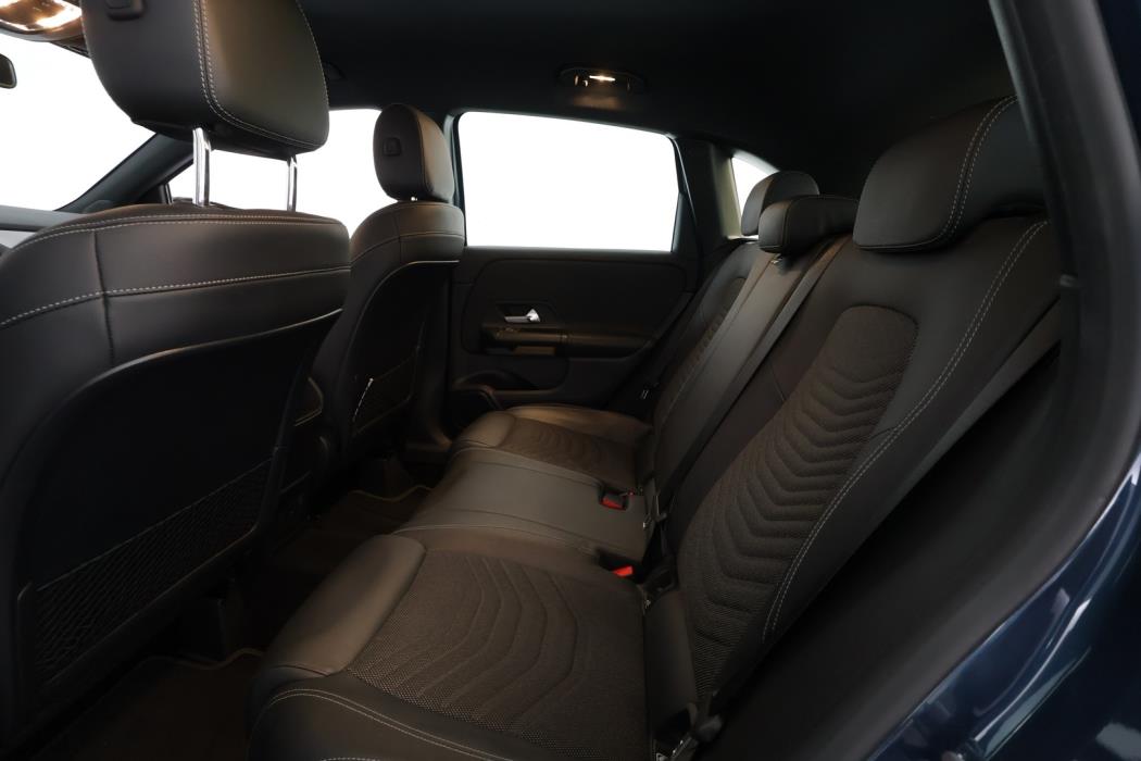 MERCEDES-BENZ B 2021