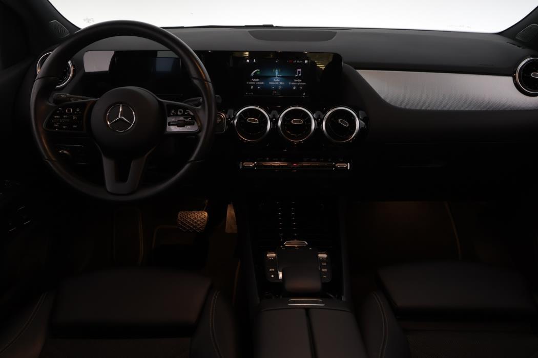 MERCEDES-BENZ B 2021