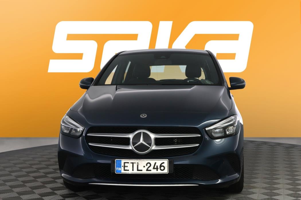 MERCEDES-BENZ B 2021