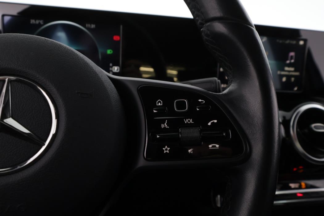 MERCEDES-BENZ B 2021