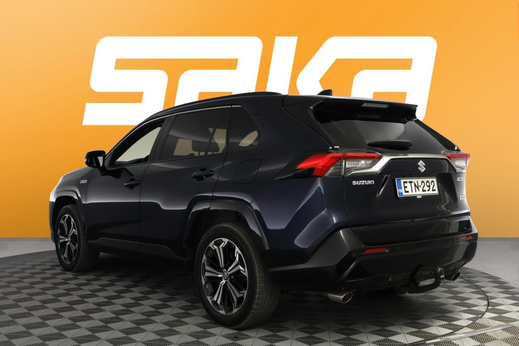 SUZUKI Across 2022