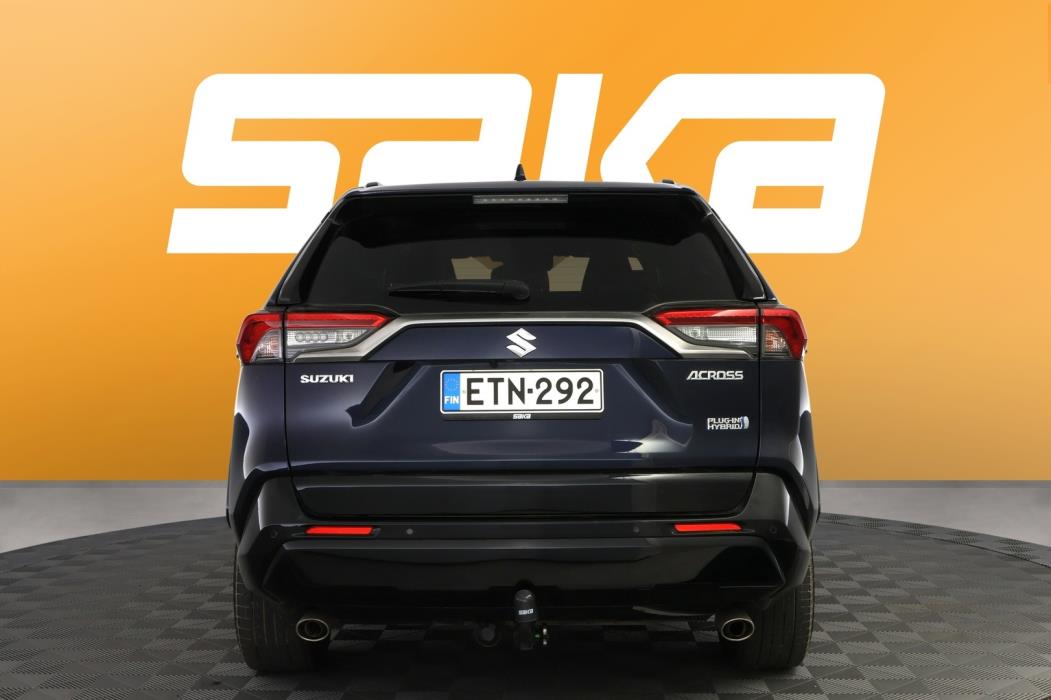 SUZUKI Across 2022