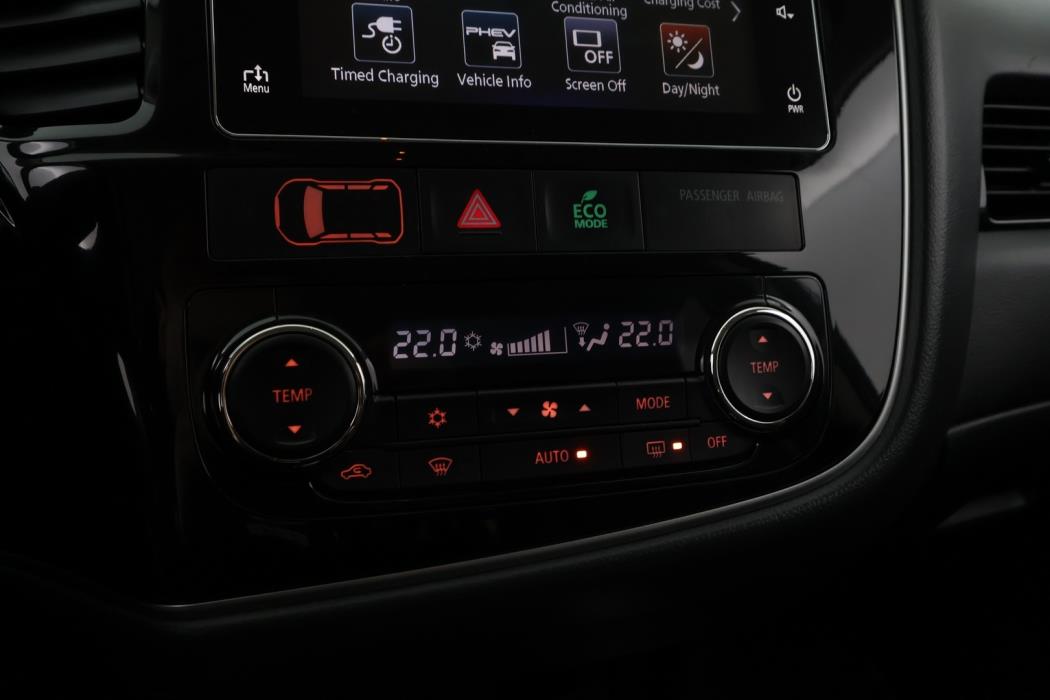 MITSUBISHI OUTLANDER PHEV 2017