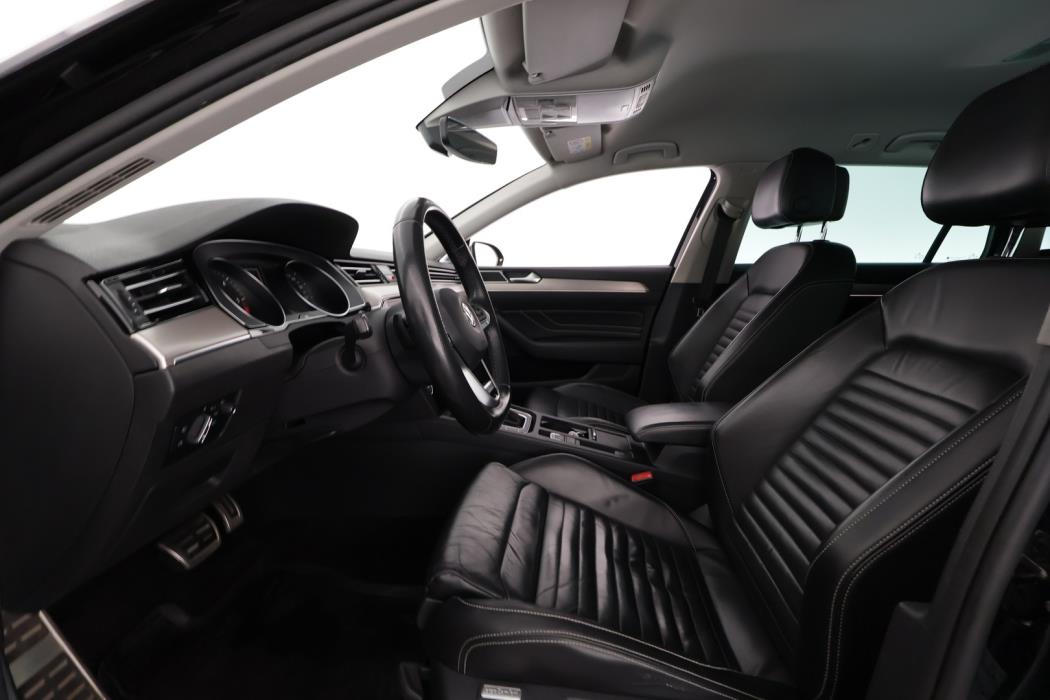 VOLKSWAGEN Passat 2020