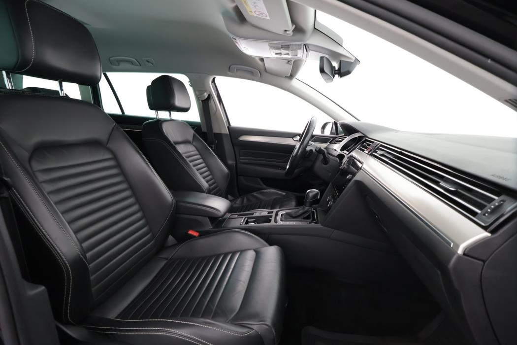 VOLKSWAGEN Passat 2020