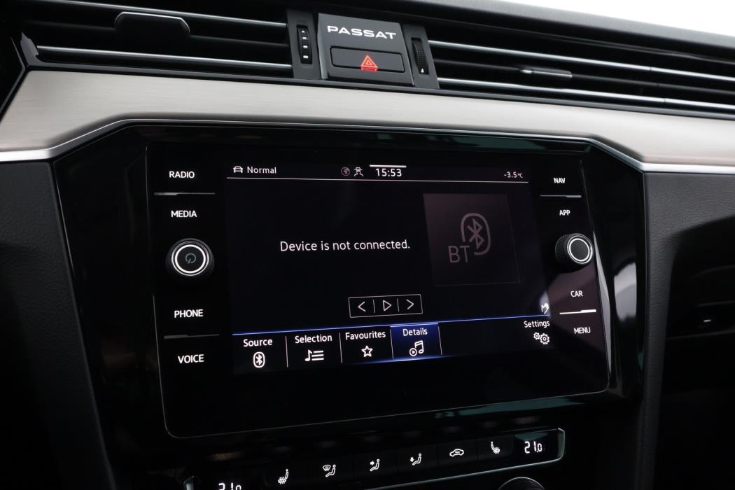 VOLKSWAGEN Passat 2020