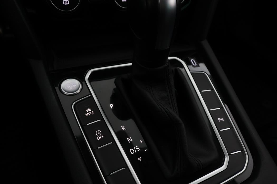 VOLKSWAGEN Passat 2020