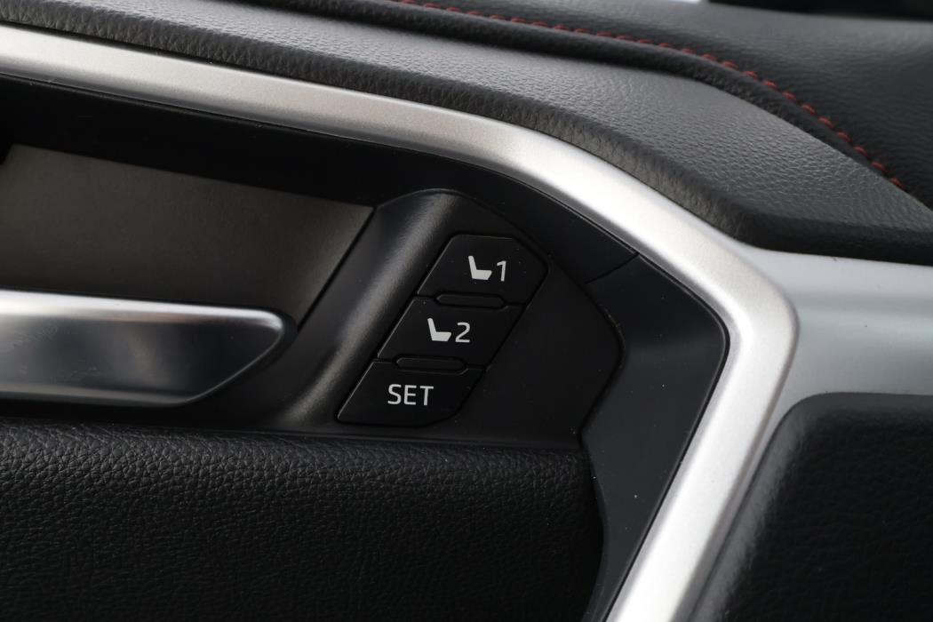 TOYOTA RAV4 PLUG-IN 2021
