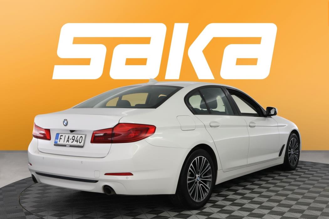 BMW 518 2020