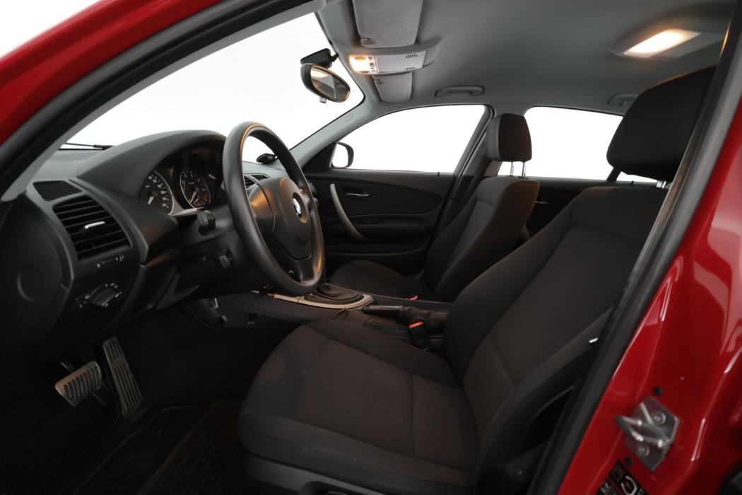 BMW 118 2011
