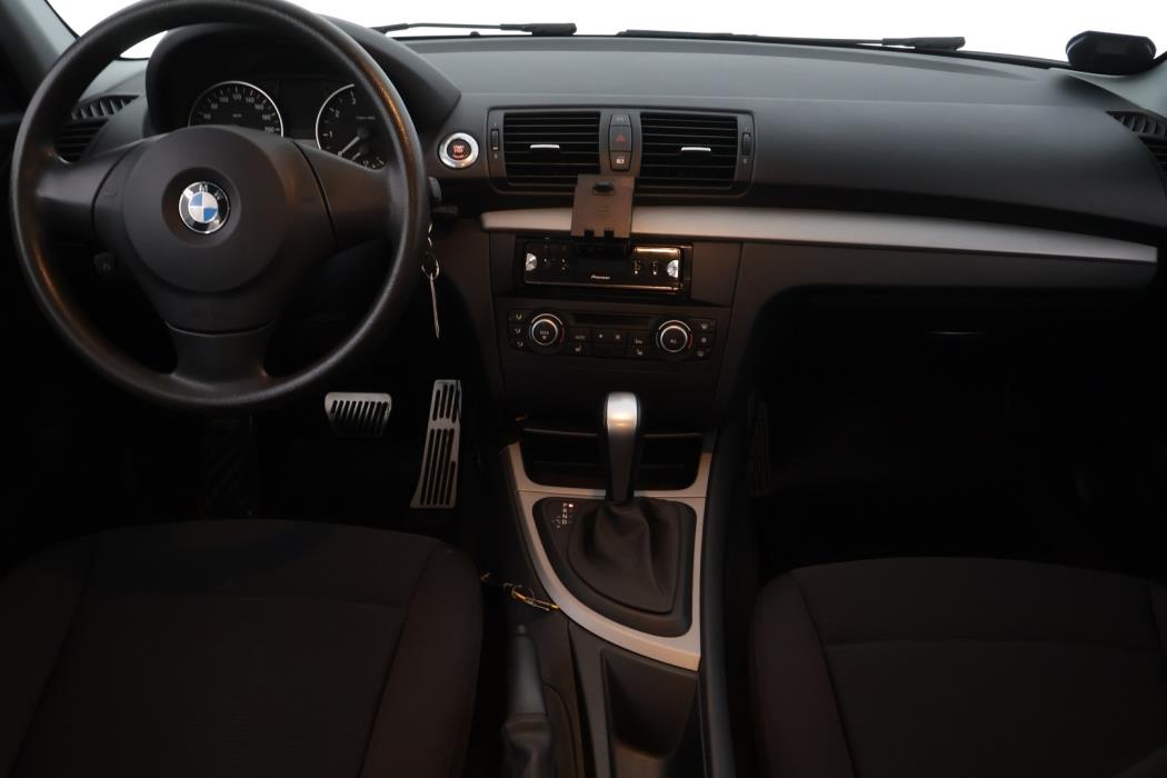 BMW 118 2011
