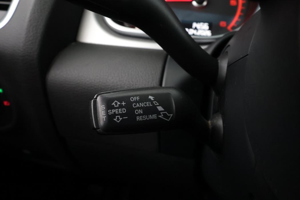 AUDI Q7 2012