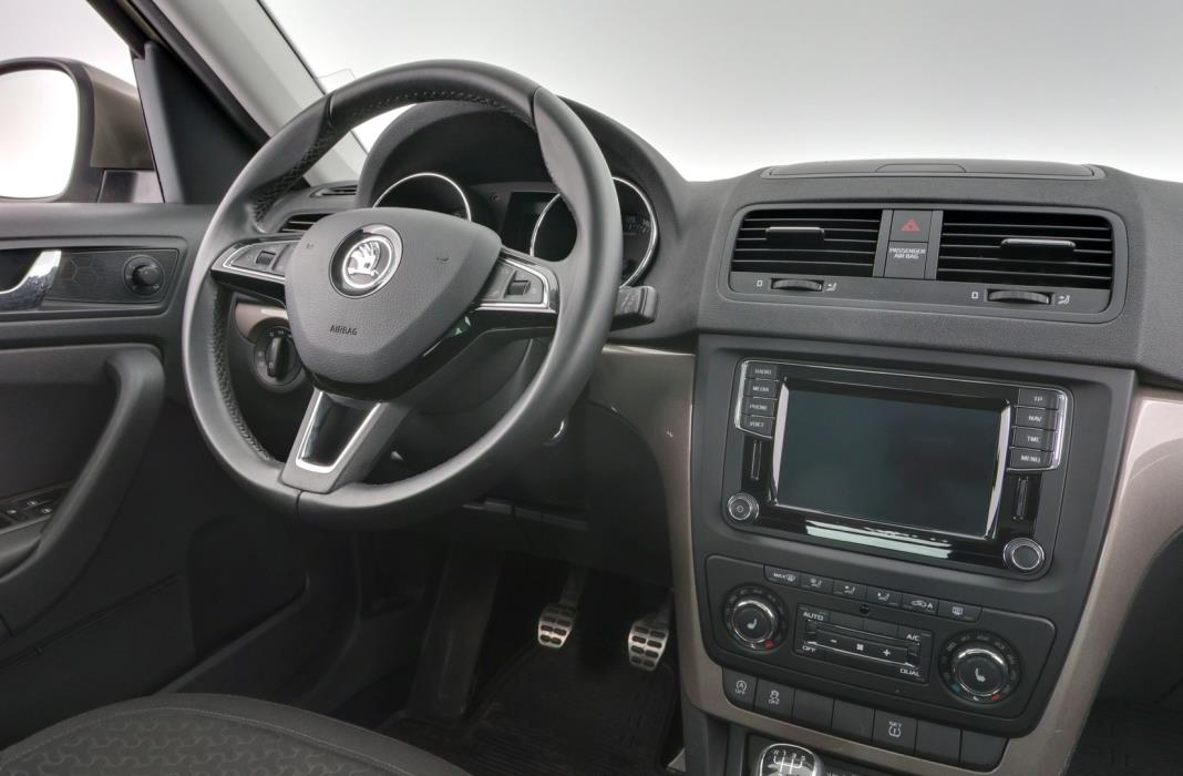 SKODA Yeti 2016