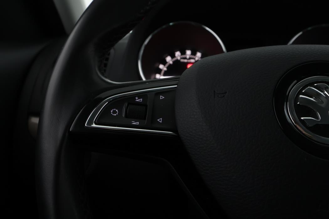SKODA Yeti 2016
