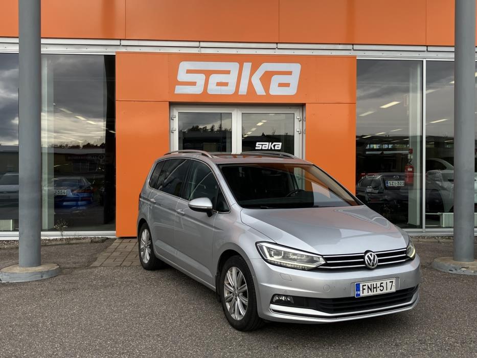 VOLKSWAGEN Touran 2018
