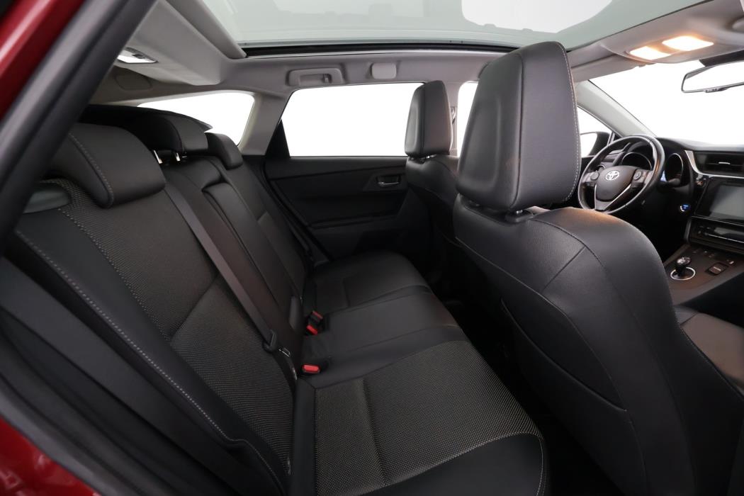 TOYOTA Auris 2019