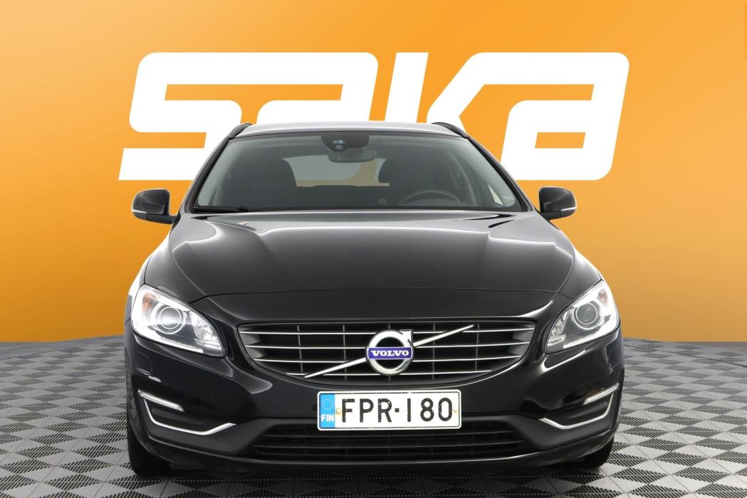 VOLVO V60 2018