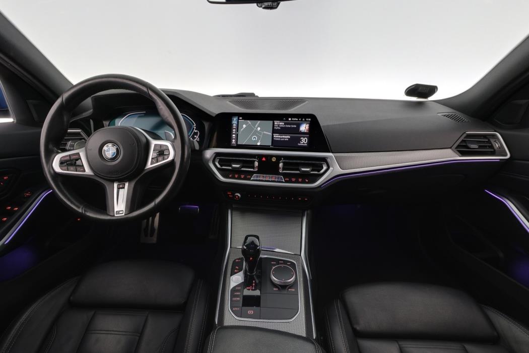 BMW 330 2020