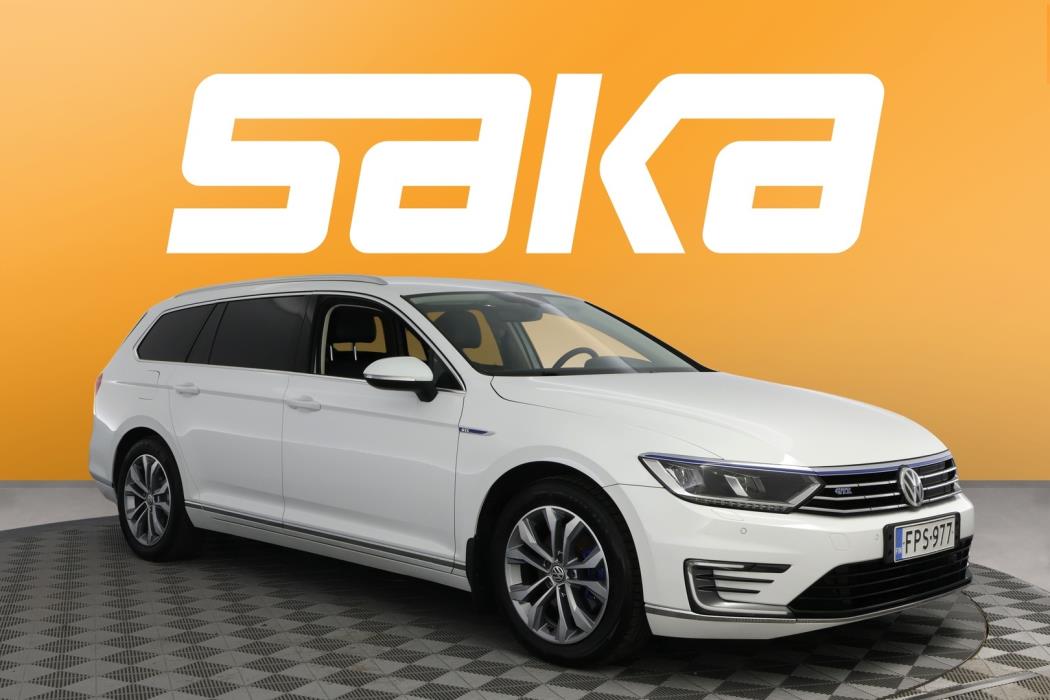 VOLKSWAGEN Passat 2018