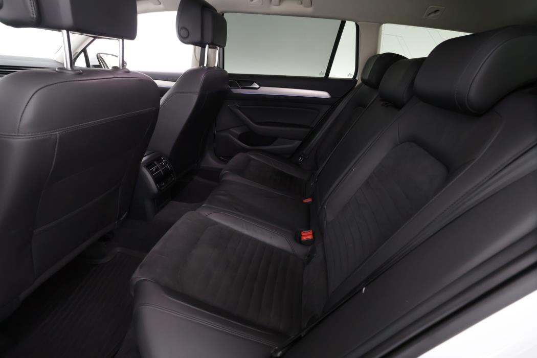 VOLKSWAGEN Passat 2018