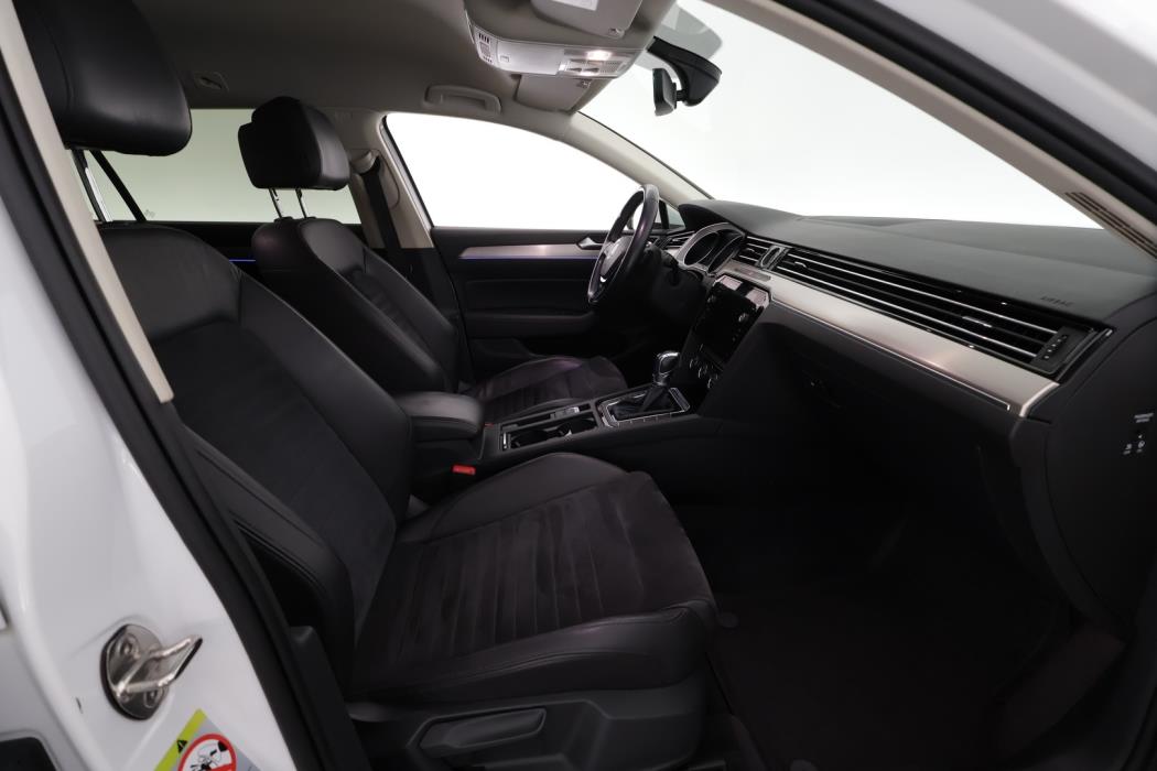 VOLKSWAGEN Passat 2018