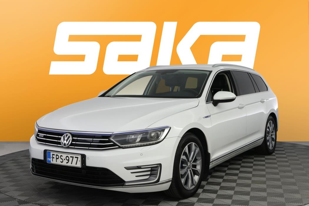 VOLKSWAGEN Passat 2018