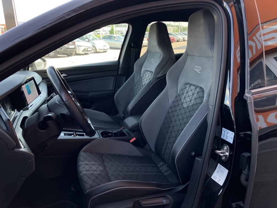 VOLKSWAGEN Golf 2021