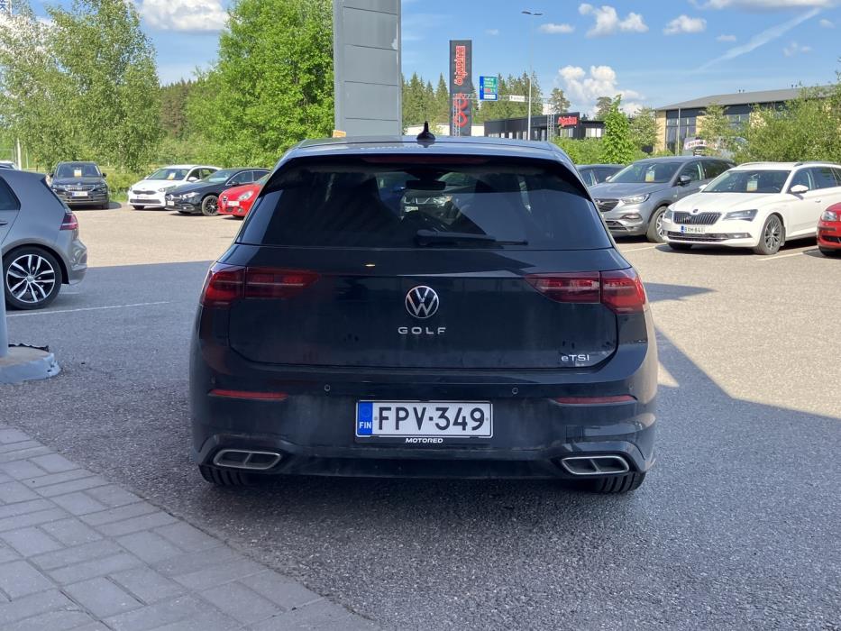 VOLKSWAGEN Golf 2021