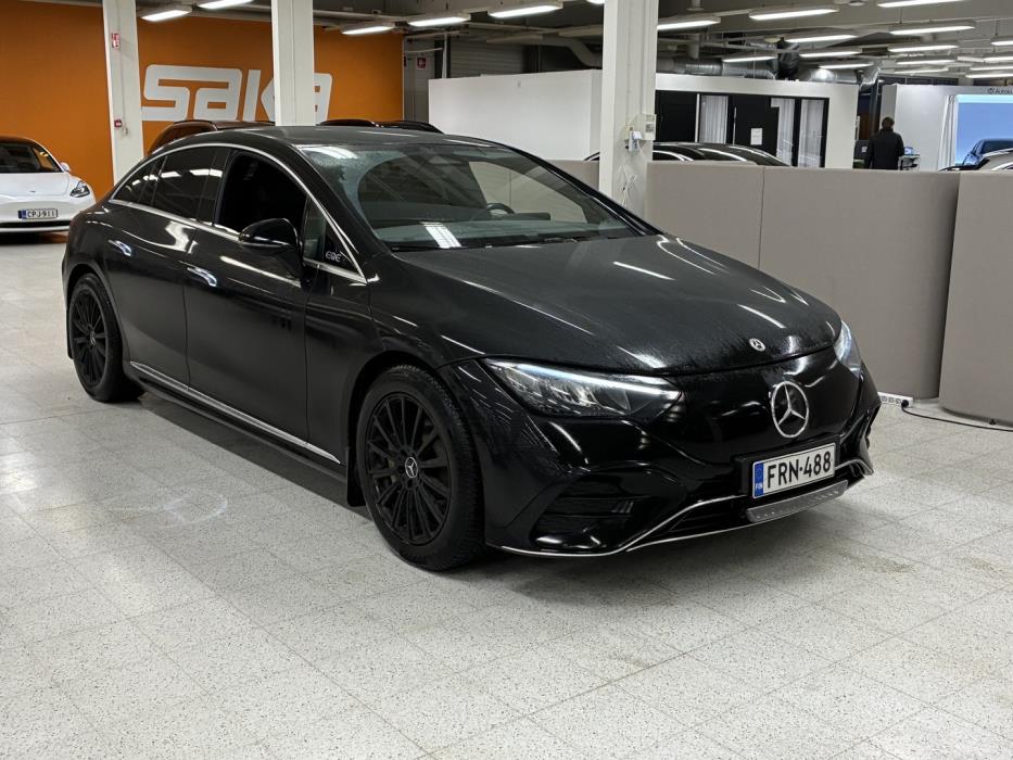 MERCEDES-BENZ EQE 2022