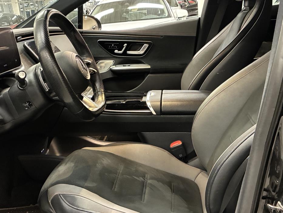 MERCEDES-BENZ EQE 2022