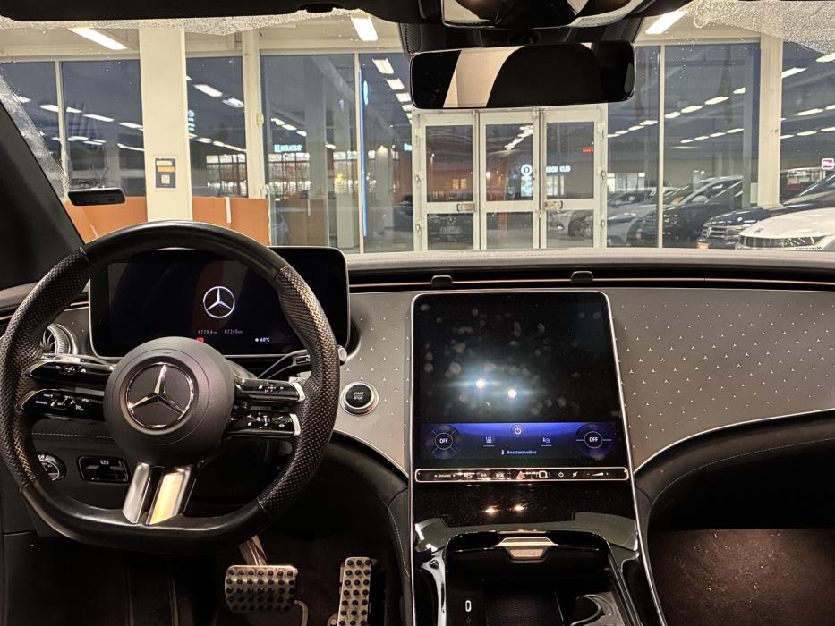 MERCEDES-BENZ EQE 2022