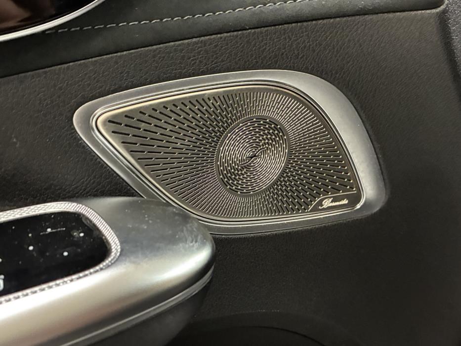 MERCEDES-BENZ EQE 2022