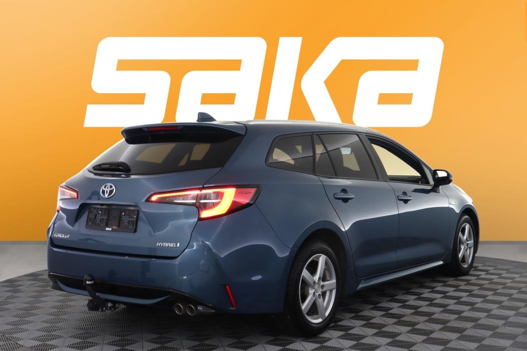 TOYOTA Corolla 2021