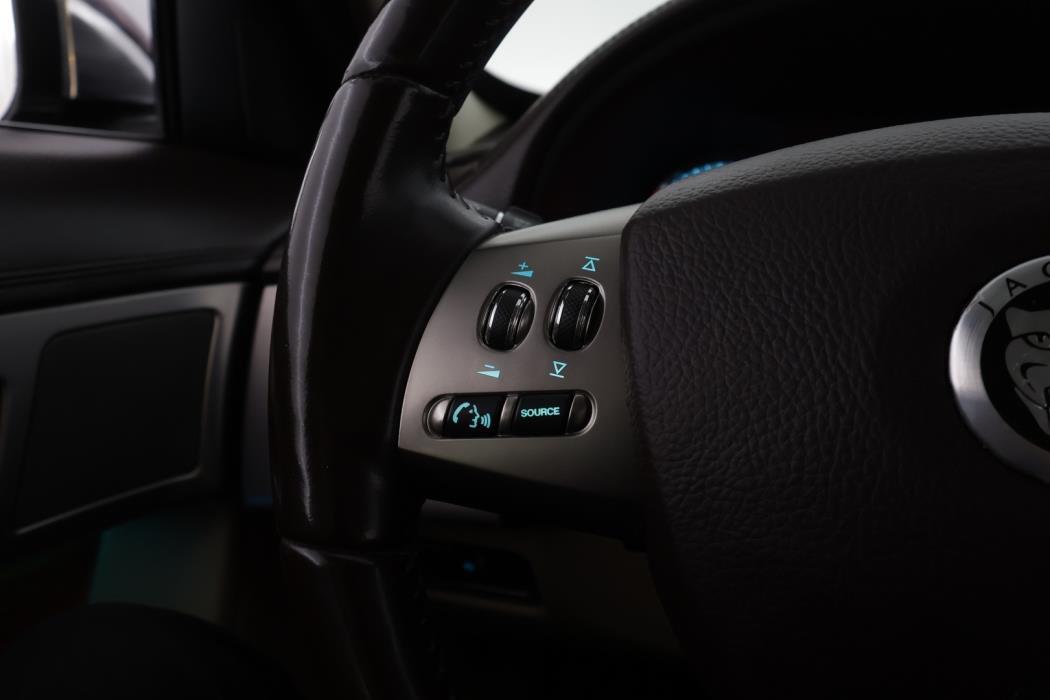 JAGUAR XF 2011