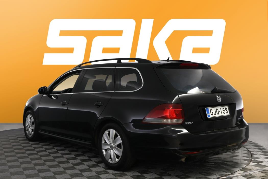 VOLKSWAGEN Golf 2011