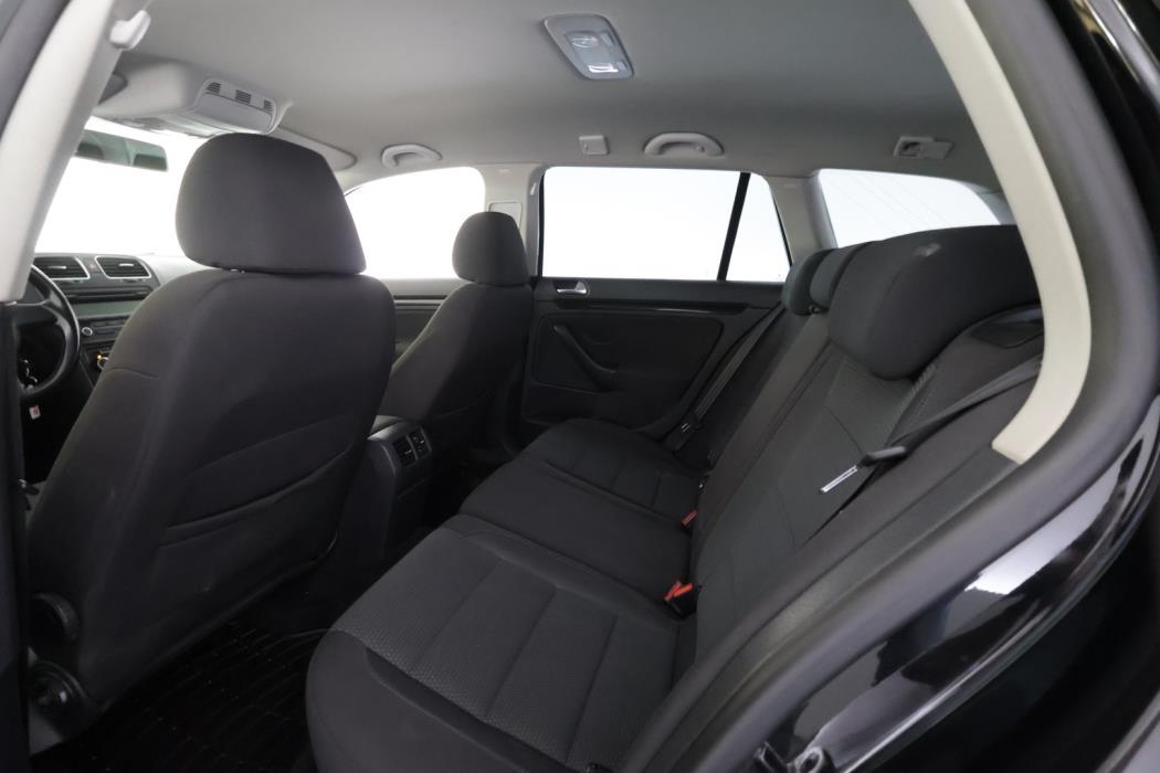 VOLKSWAGEN Golf 2011