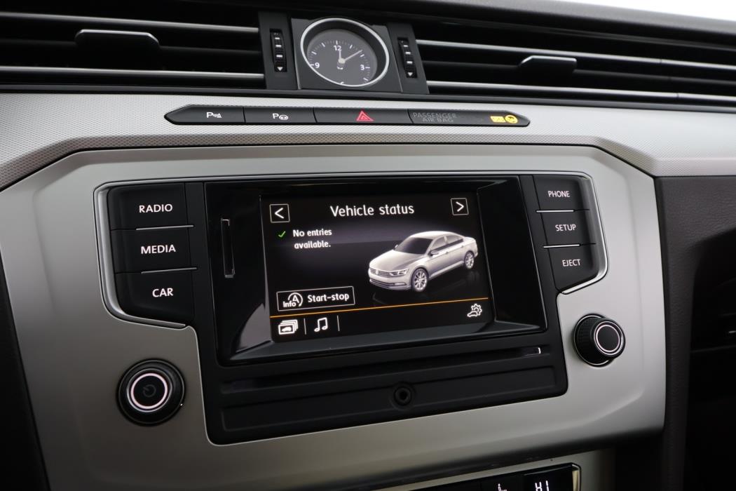VOLKSWAGEN Passat 2015