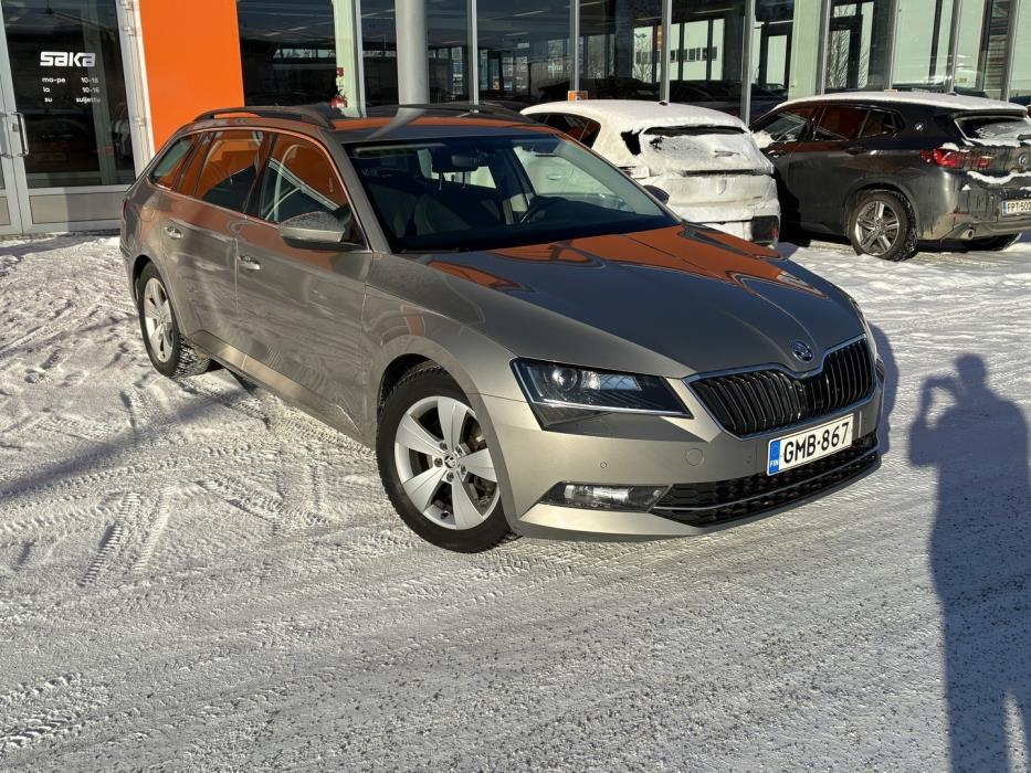 SKODA Superb 2016