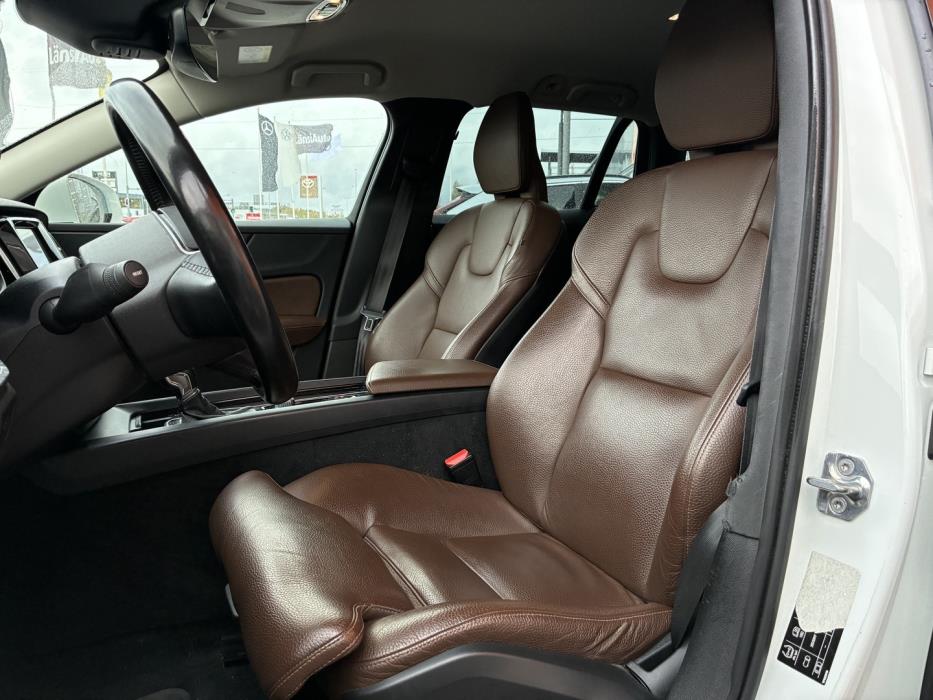 VOLVO V60 2019