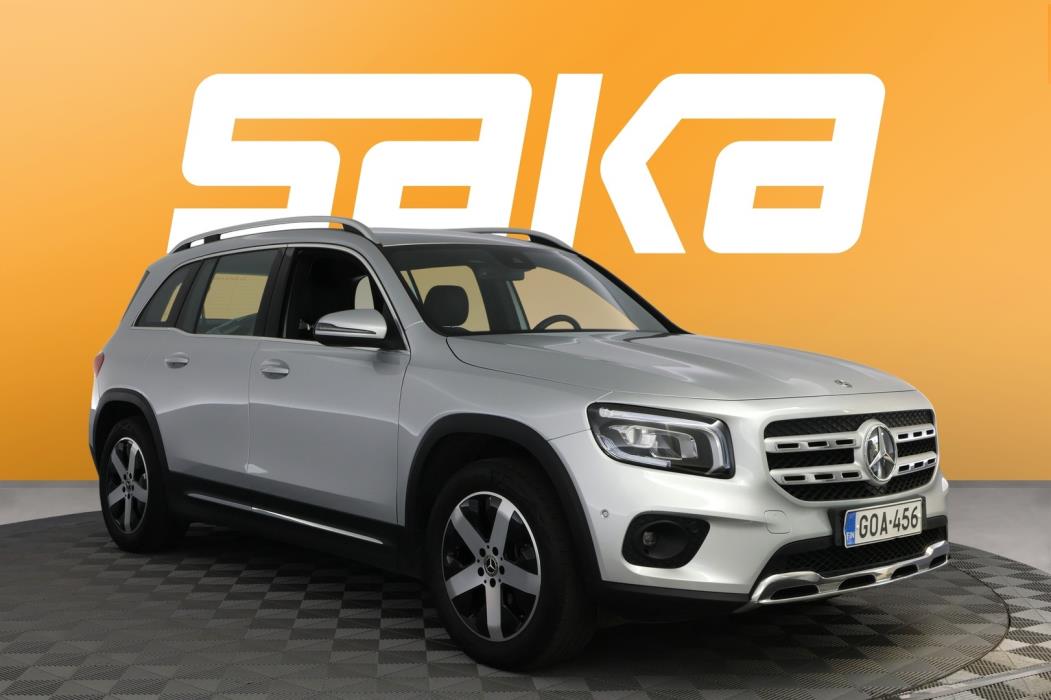 MERCEDES-BENZ GLB 2021