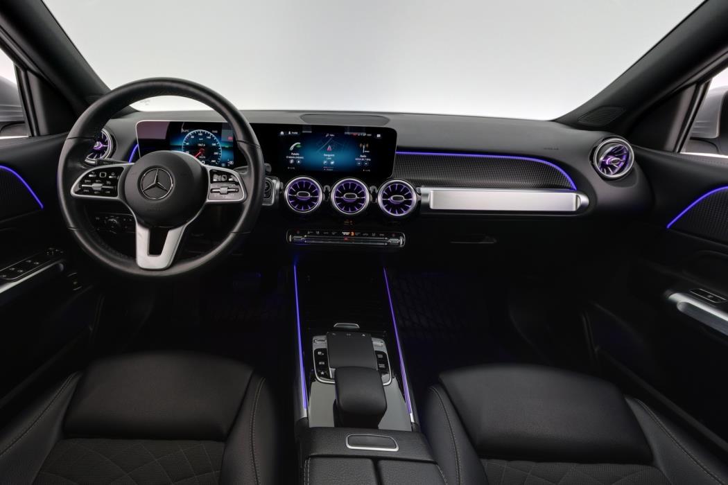 MERCEDES-BENZ GLB 2021