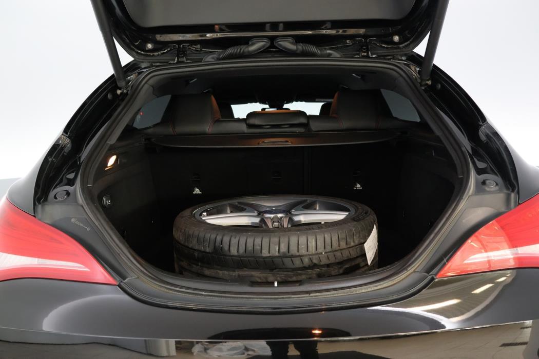 MERCEDES-BENZ CLA 2016