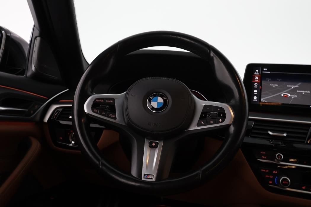 BMW 520 2021