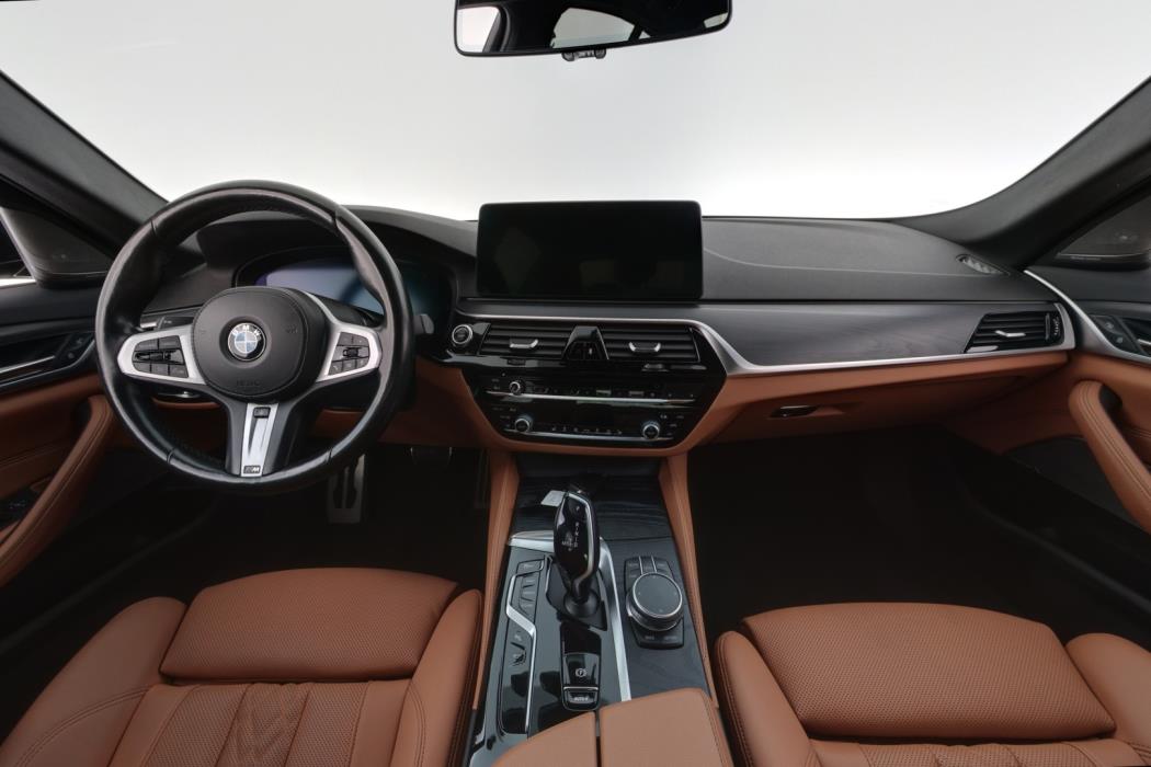 BMW 520 2021