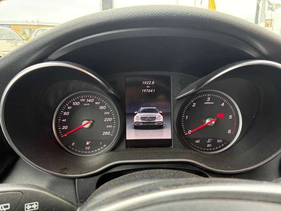MERCEDES-BENZ C 2017