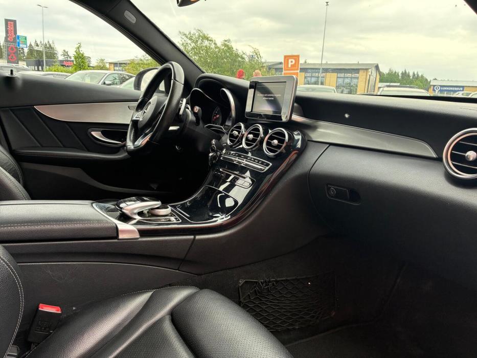 MERCEDES-BENZ C 2017